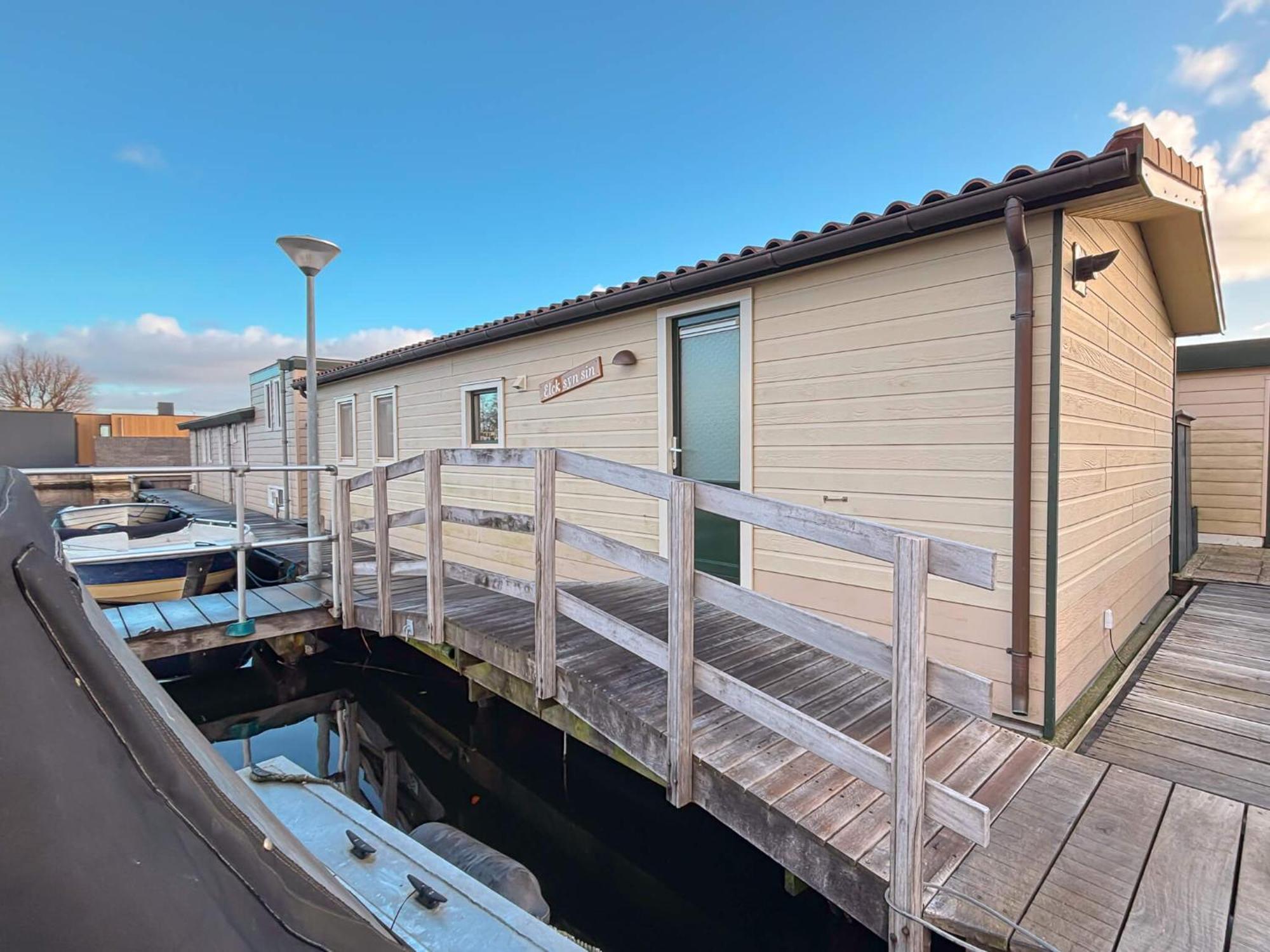 Visserslust Rooms, Apartments And Houseboats Vinkeveen Exteriör bild